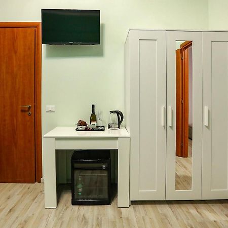 Lydka Domus Hotel Рим Екстериор снимка