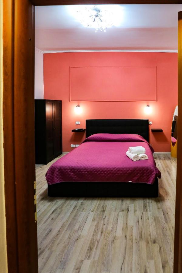 Lydka Domus Hotel Рим Екстериор снимка