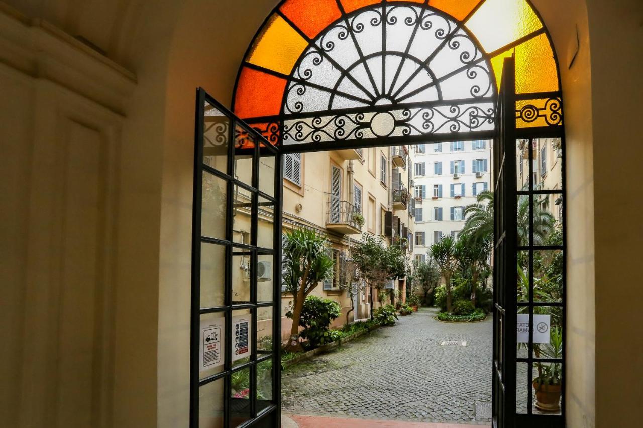 Lydka Domus Hotel Рим Екстериор снимка