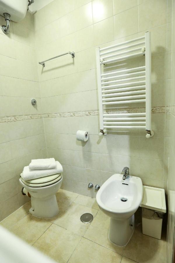 Lydka Domus Hotel Рим Екстериор снимка